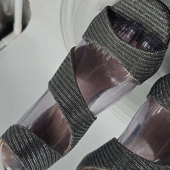 G Christian Siriano Silver Heels Sz 6.5 - Picture 3 of 15